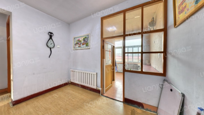 八三石油家属楼二区二手房实景图