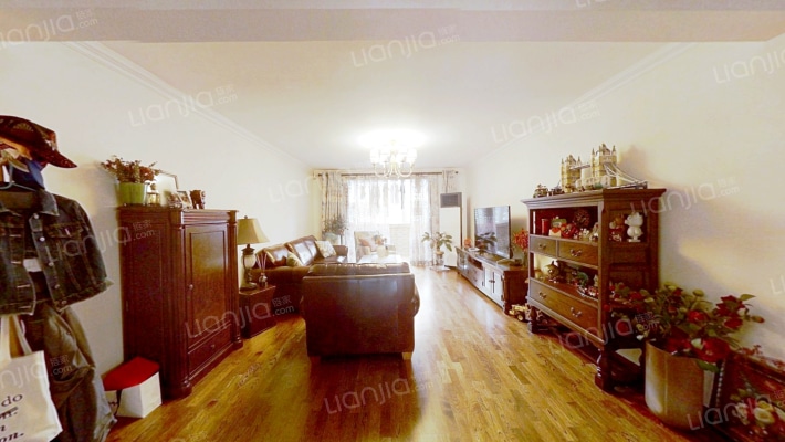 博彩公寓二手房实景图