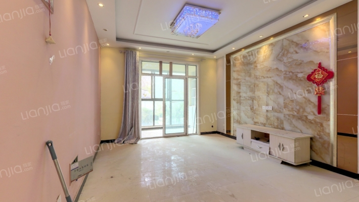 龙香苑二手房实景图