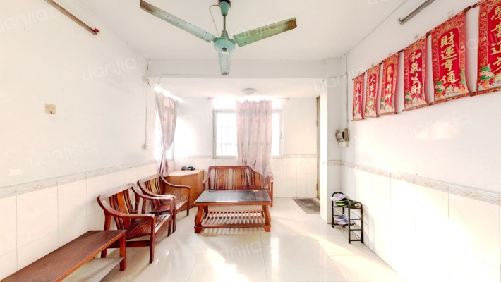 新时代豪庭二手房实景图