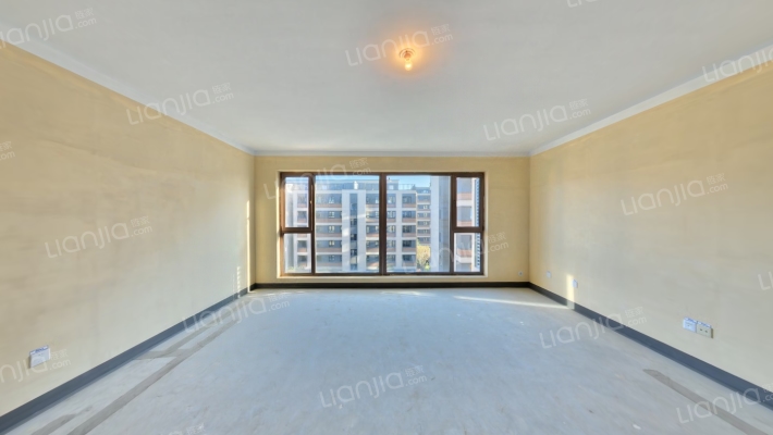 龙湖华煜江与城（一期）二手房实景图