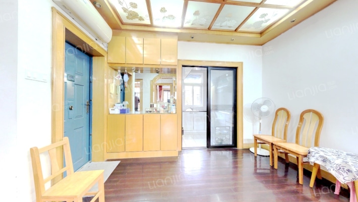 镇江路晚市1号巷6号二手房实景图