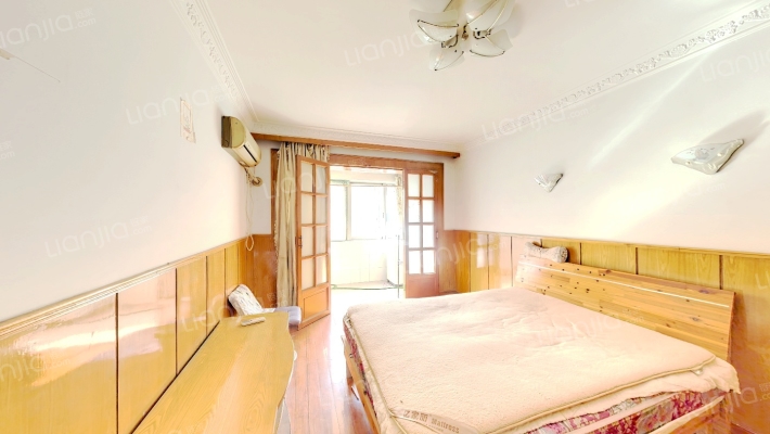 洪庙一巷4号院二手房实景图