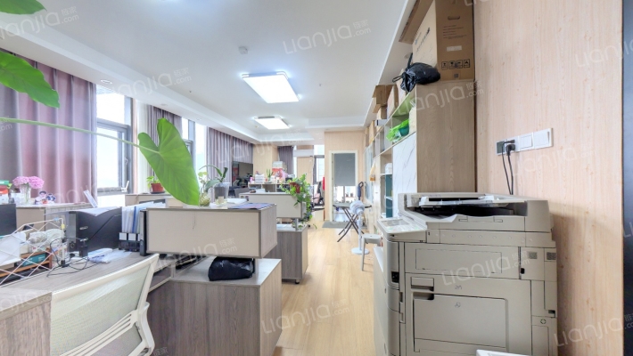 万达广场东区二手房实景图