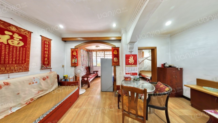 鸿图苑二手房实景图