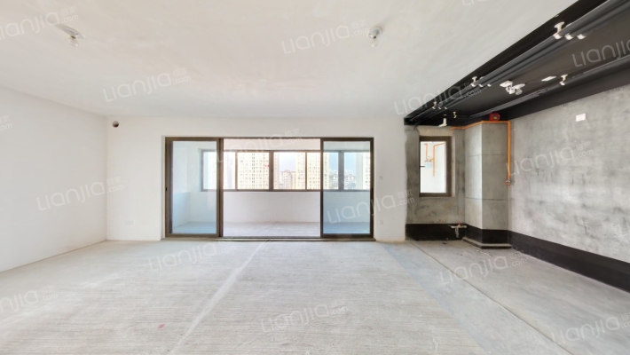 领地悦音阁二手房实景图