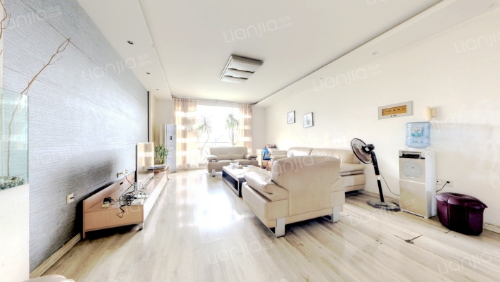 青水美居二期二手房实景图