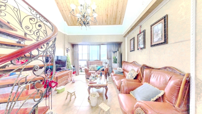 阳光华庭东区二手房实景图