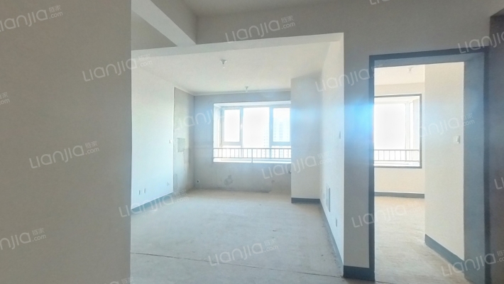 荣科枫林苑二手房实景图