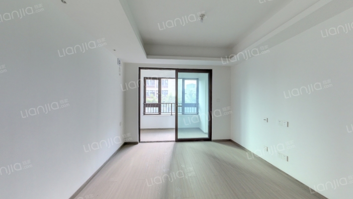 新城春山拾鸣二手房实景图