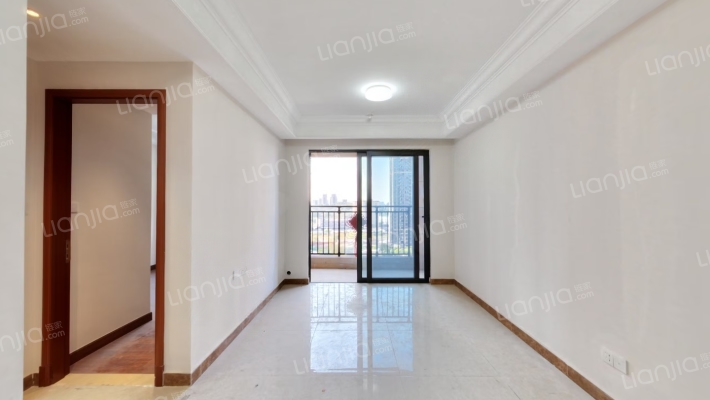 中新紫荆府二手房实景图