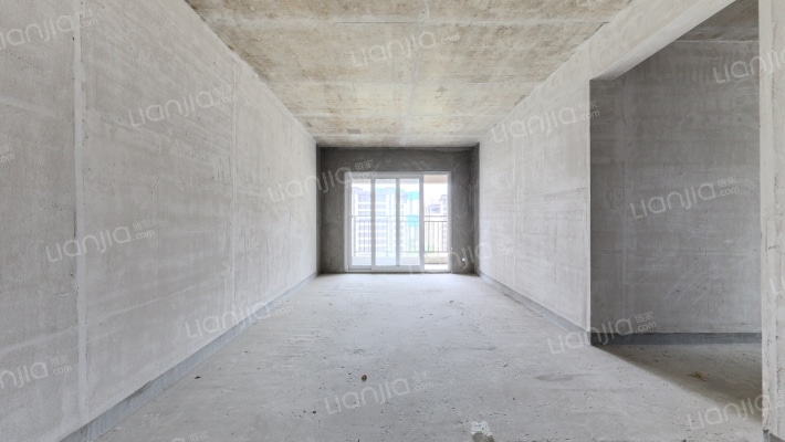 中南春风南岸二手房实景图