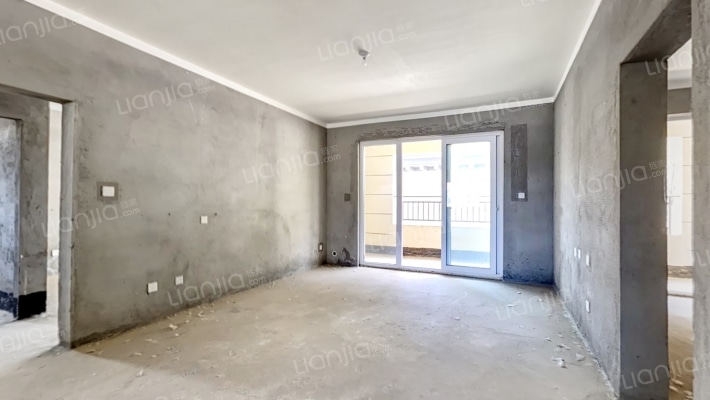 淮阳鑫皇·藏珑名苑二手房实景图