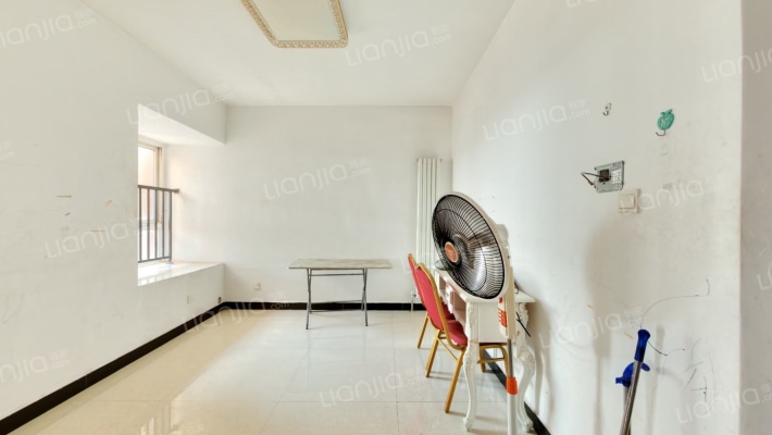 和谐家园一号院二手房实景图