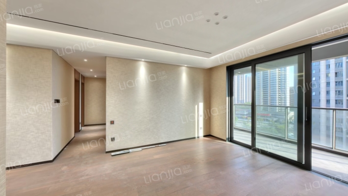 愉樾天成二手房实景图