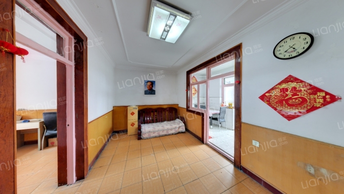 房产楼二手房实景图