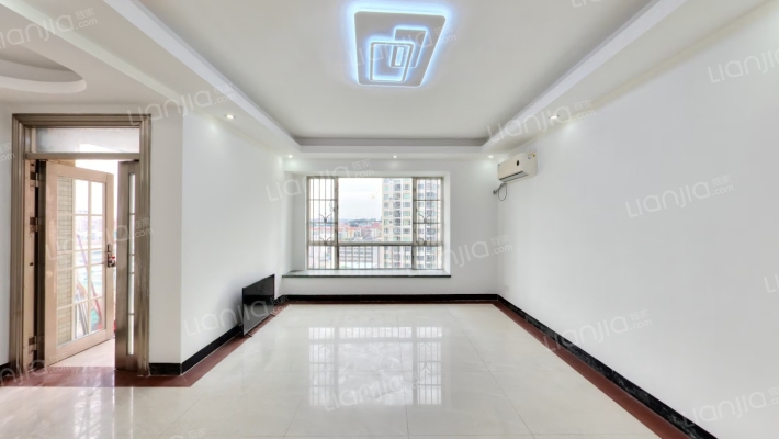 美心翡翠明庭二手房实景图