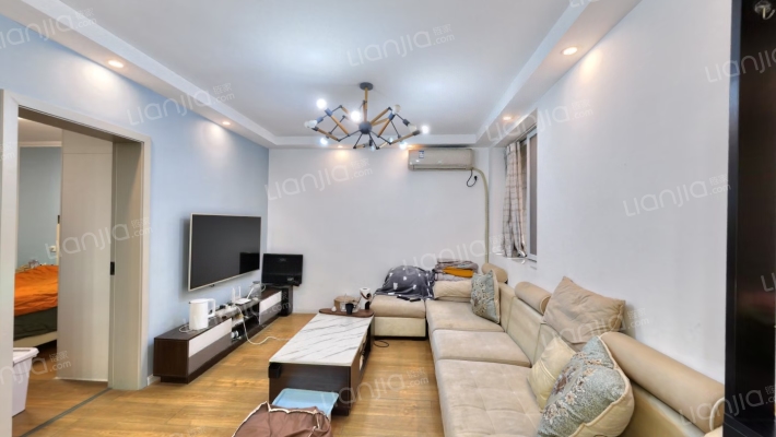 天然居二手房实景图