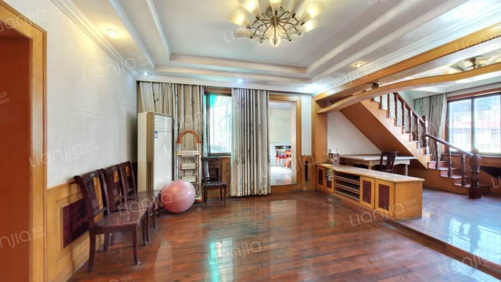 发展公寓二手房实景图