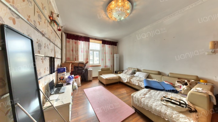 江宏花园B区二手房实景图