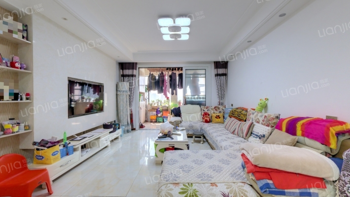 玉龙湾天骄广场二手房实景图