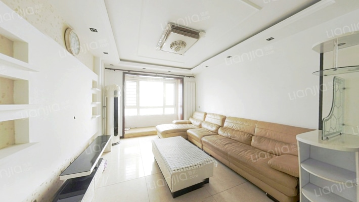 金色河畔二手房实景图