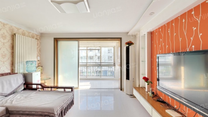 世纪花园冬韵园二手房实景图