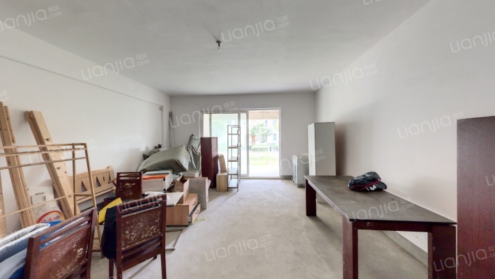 纳澜湾二手房实景图