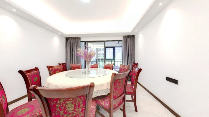 中南云境二手房实景图