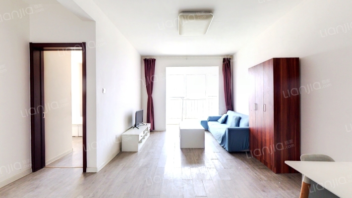 联合七号院东南大两居，全明格局，采光无遮挡-客厅