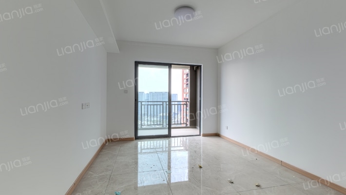 百集龙广场滇池一英里二手房实景图