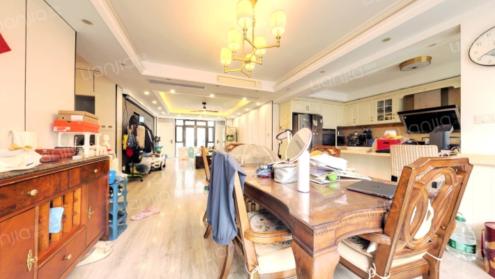 虹桥高尔夫别墅二手房实景图