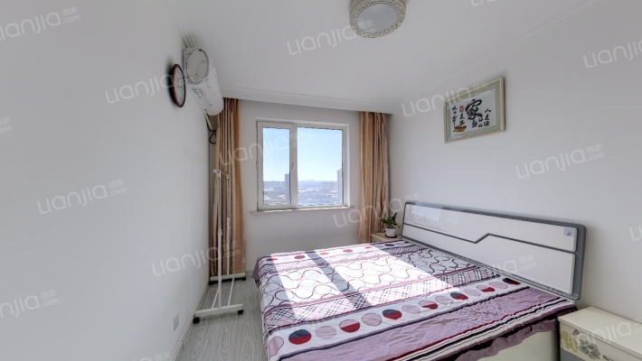 万科城市之光B区二手房实景图