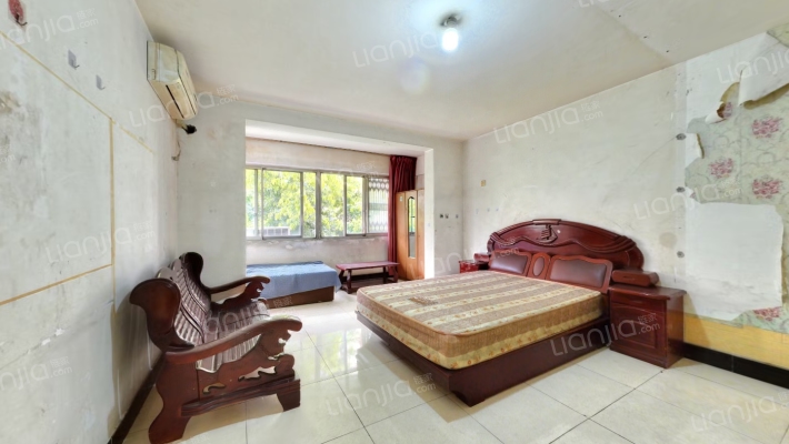 观音桥街76号二手房实景图