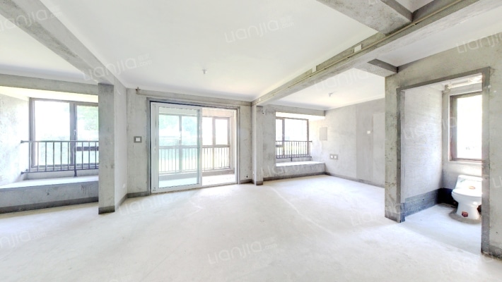 红星天铂二手房实景图