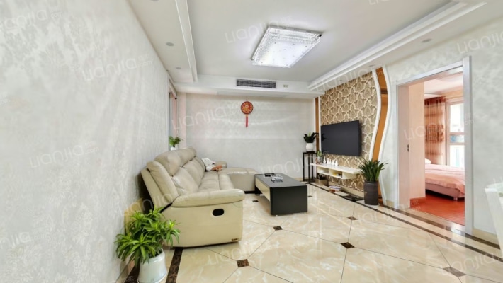 中央花园二手房实景图