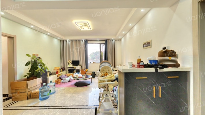 东麓锦苑二手房实景图