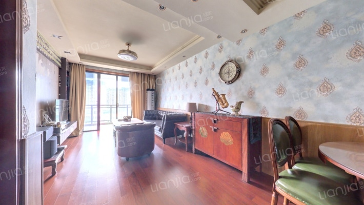 峰景左岸二手房实景图