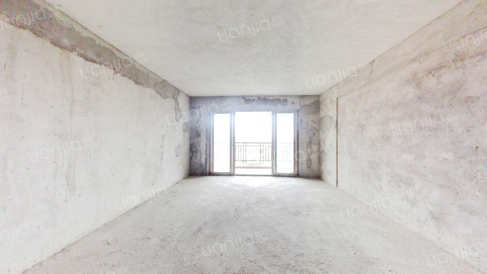 丽日坚美森林湖二手房实景图