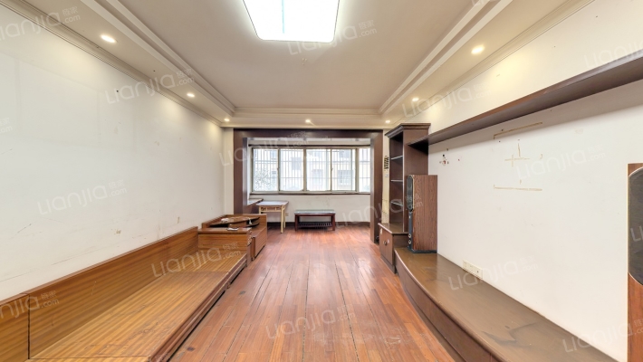 轻院小区二手房实景图