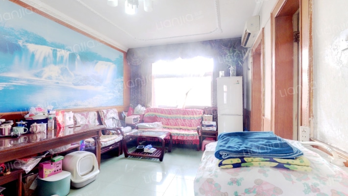 东里路新建楼二手房实景图