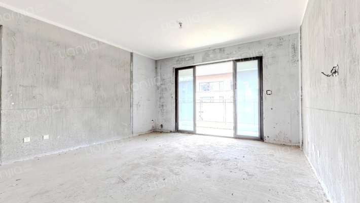 合能枫丹铂麓三期二手房实景图