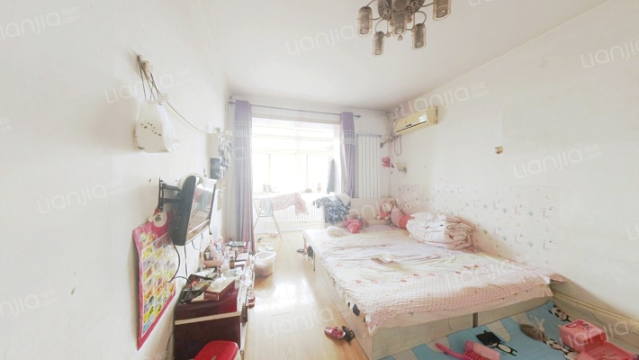 保泰楼小区二手房实景图