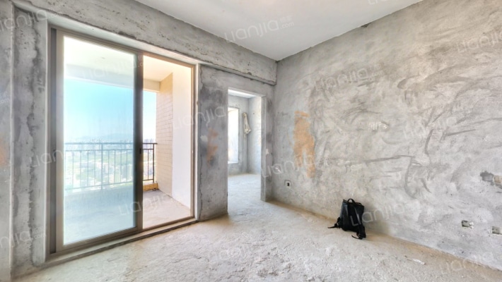 龙光城南二期二手房实景图