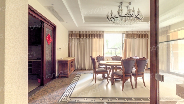 新亚棕榈园二手房实景图