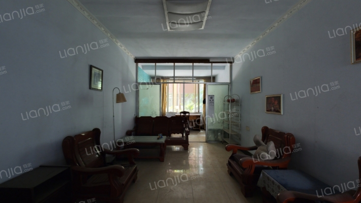 鸡公岭小学教师公寓二手房实景图