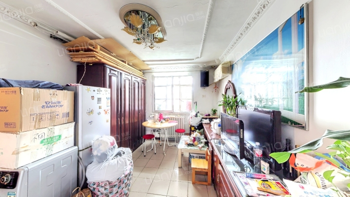 照湖西里二手房实景图