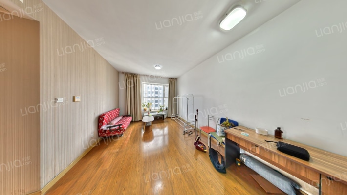 水畔花园二手房实景图