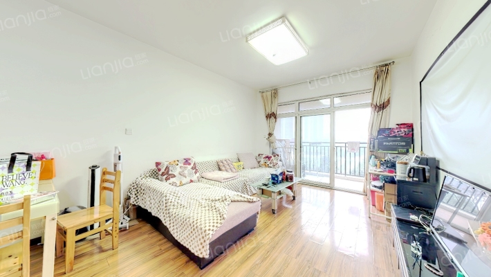 军安卫士花园二手房实景图