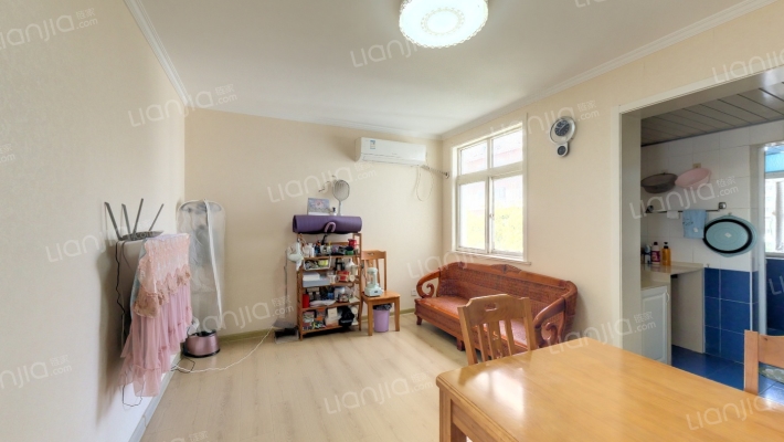 光明新村二手房实景图